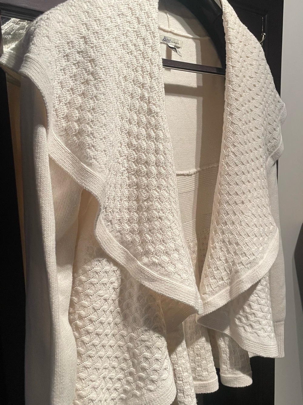G.H. Bass & Co. Cream Open-Front Knit Cardigan